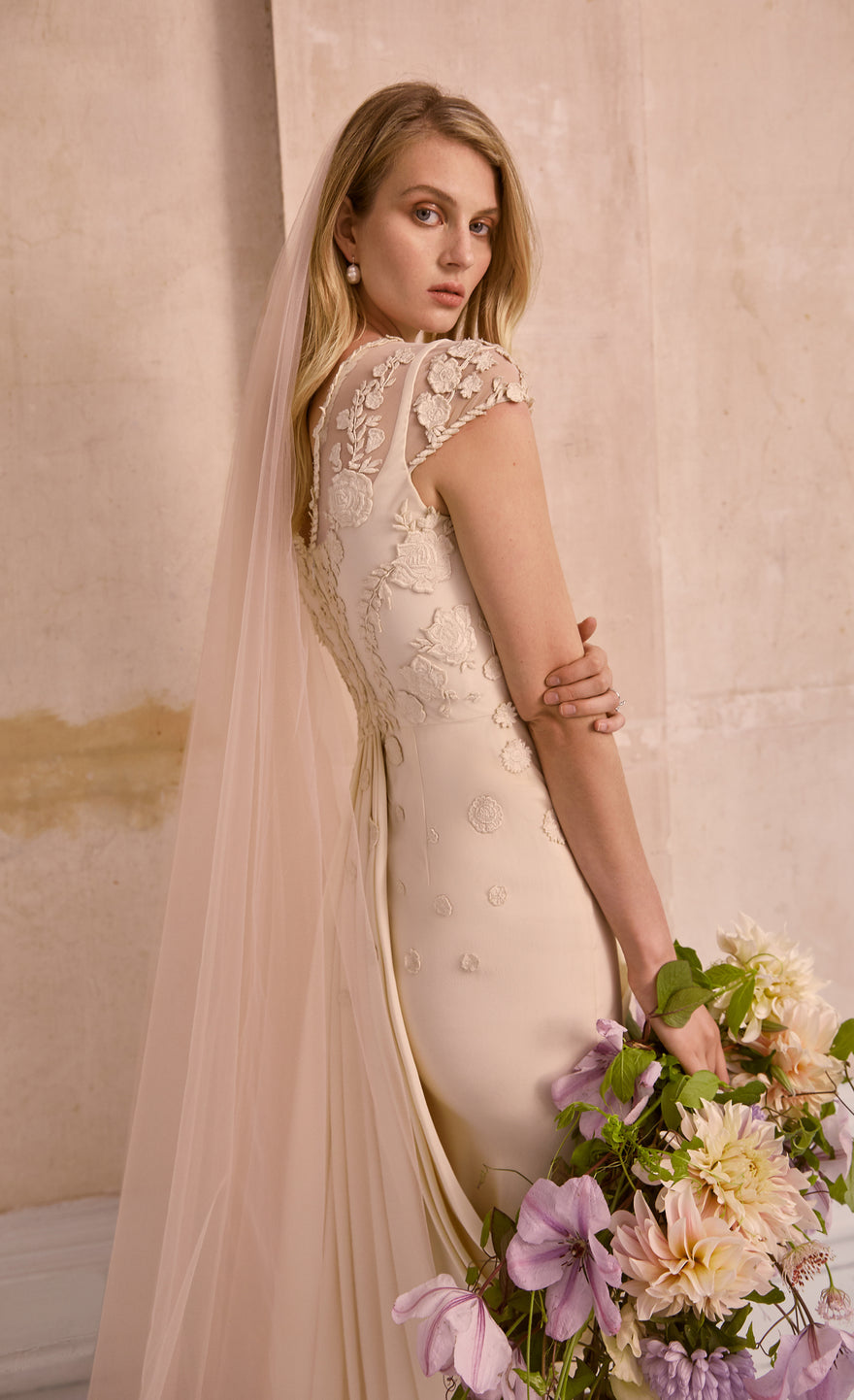 Laelia Dress