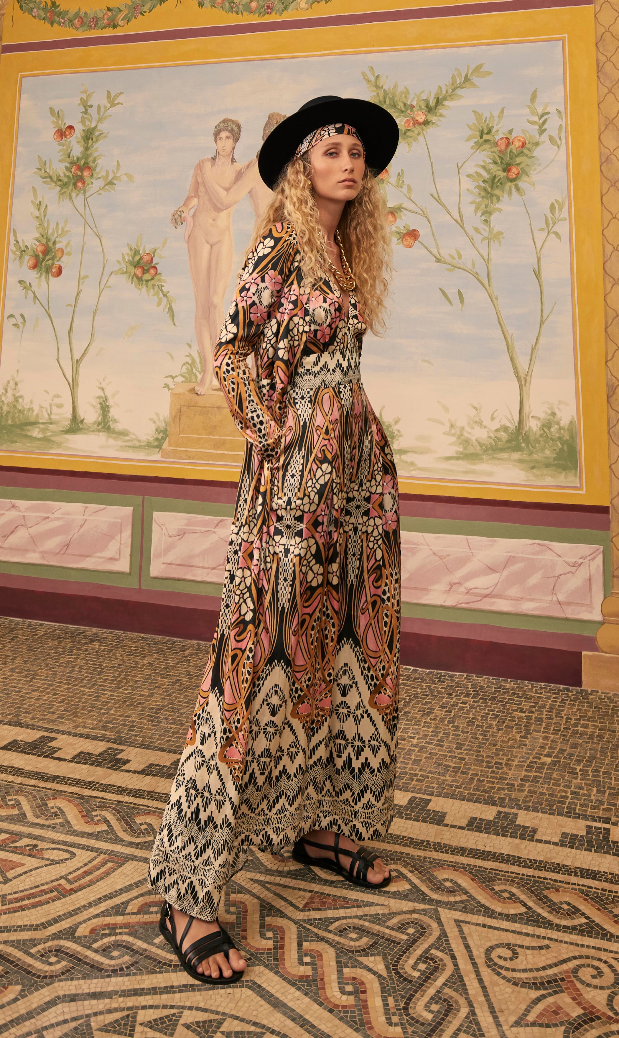Temperley London (INT)