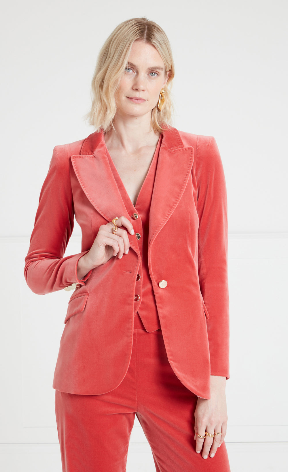 Clove Velvet Jacket - Coral