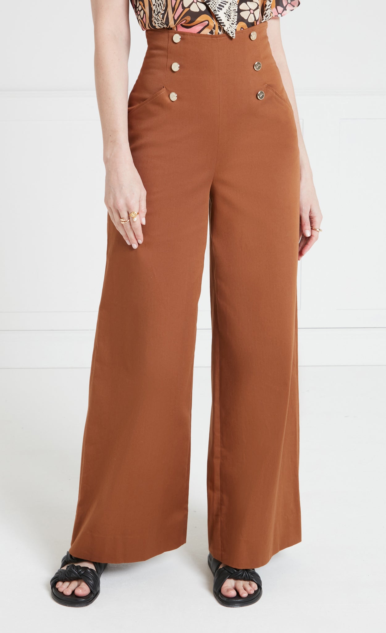 Castell Trousers - Brown