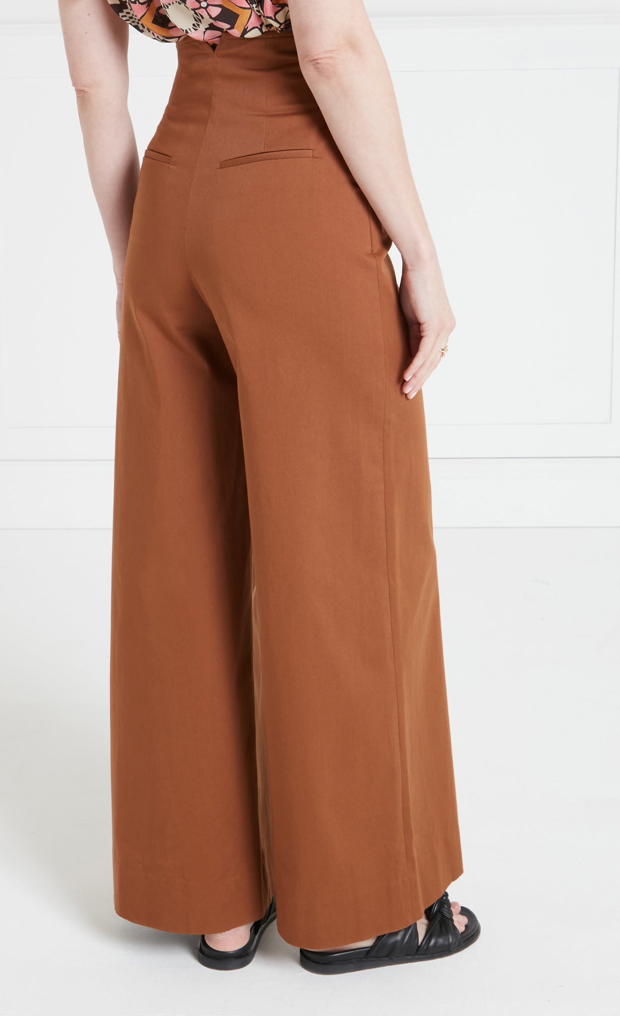 Castell Trousers - Brown