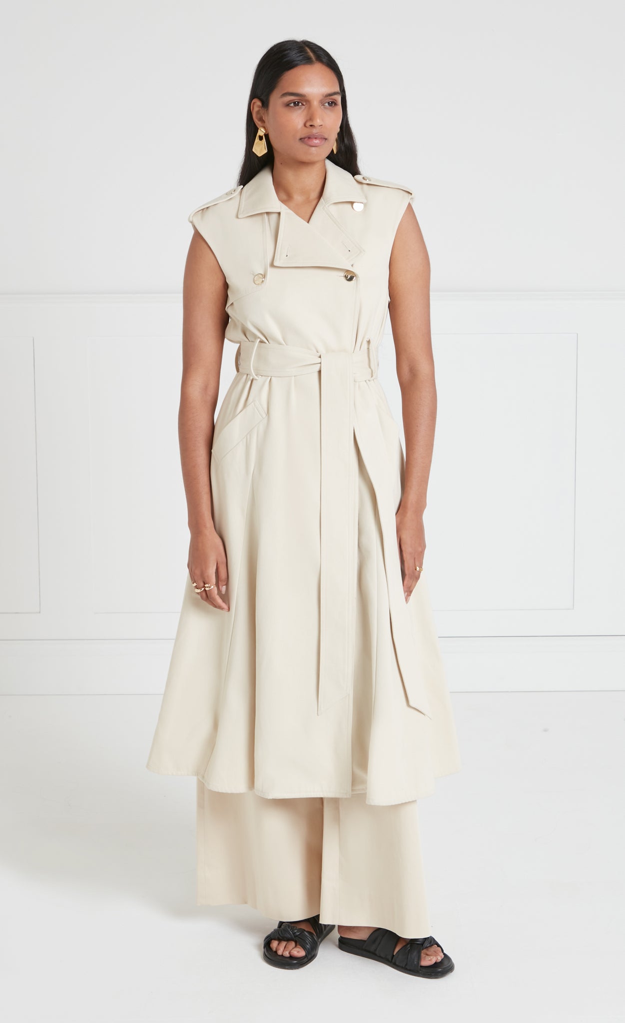 Javier Sleeveless Trench Coat - Sandy Cream | Coats