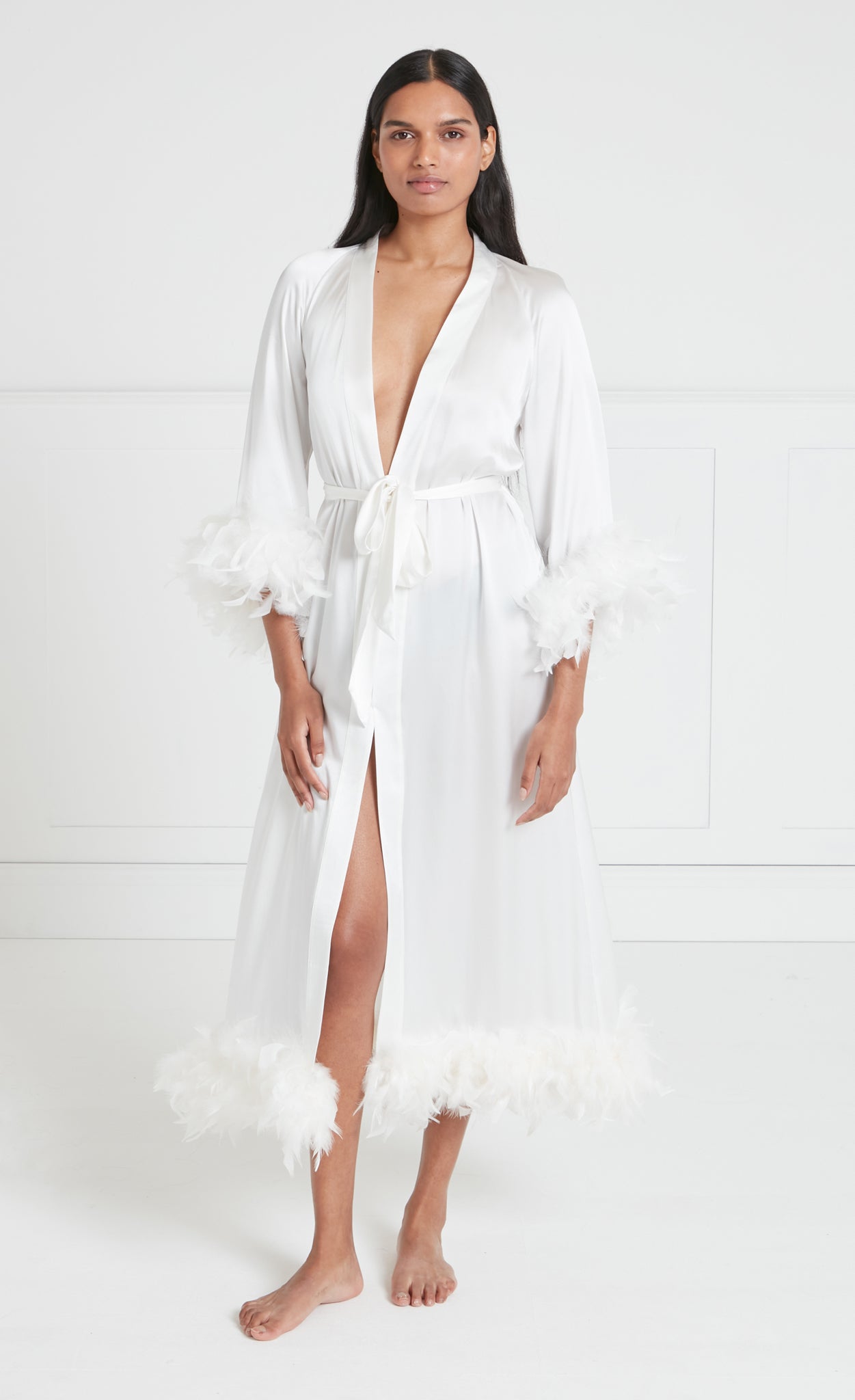 Hebe Ostrich Feather Robe - Off White