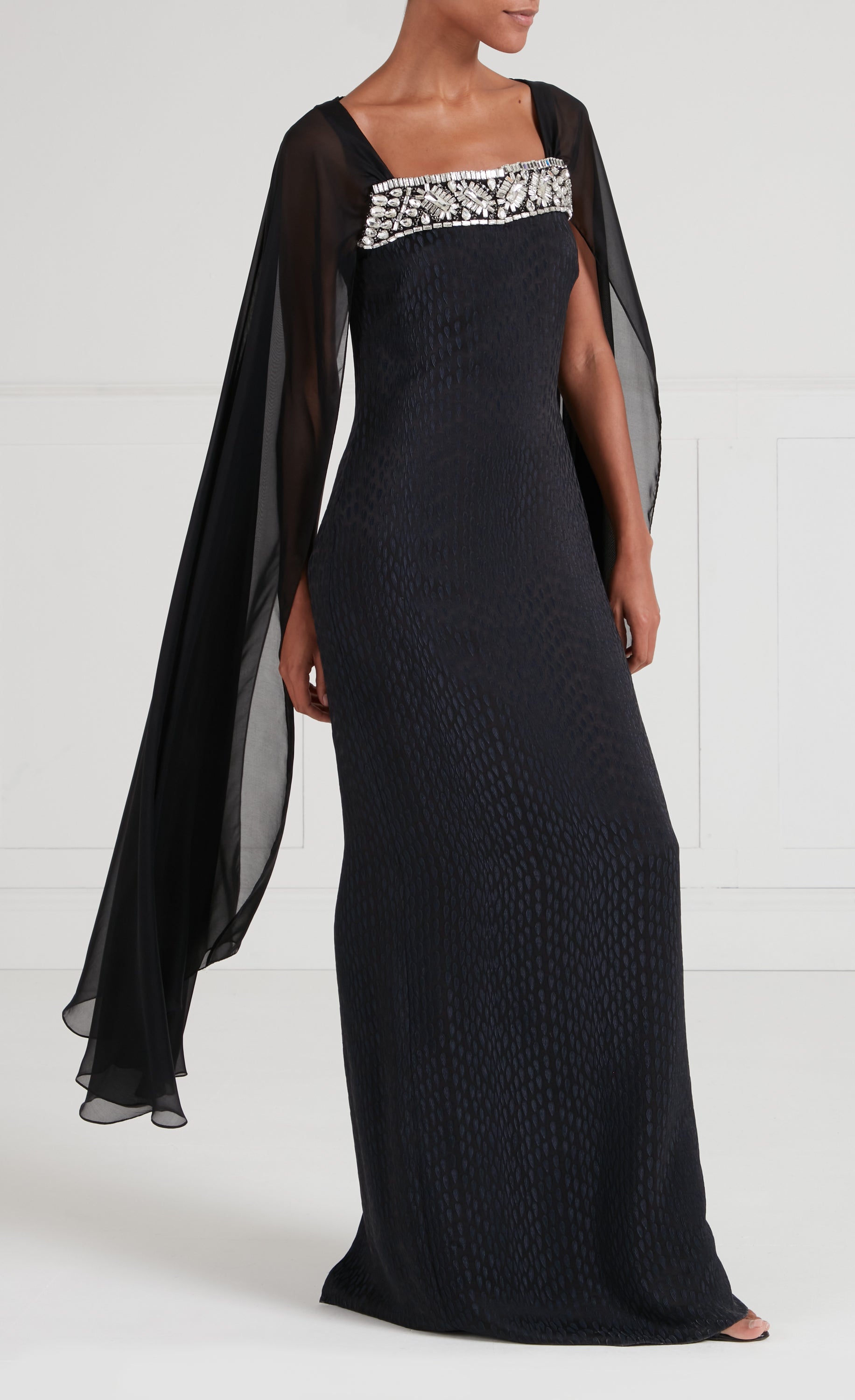Pyramus Cape Gown - Black