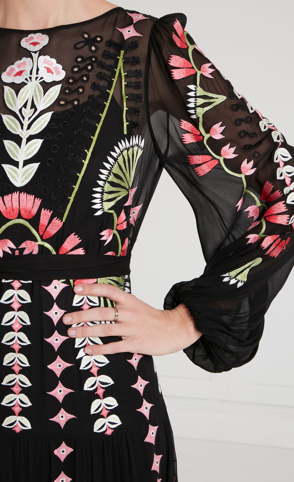 Rosalba Sleeved Dress - Black