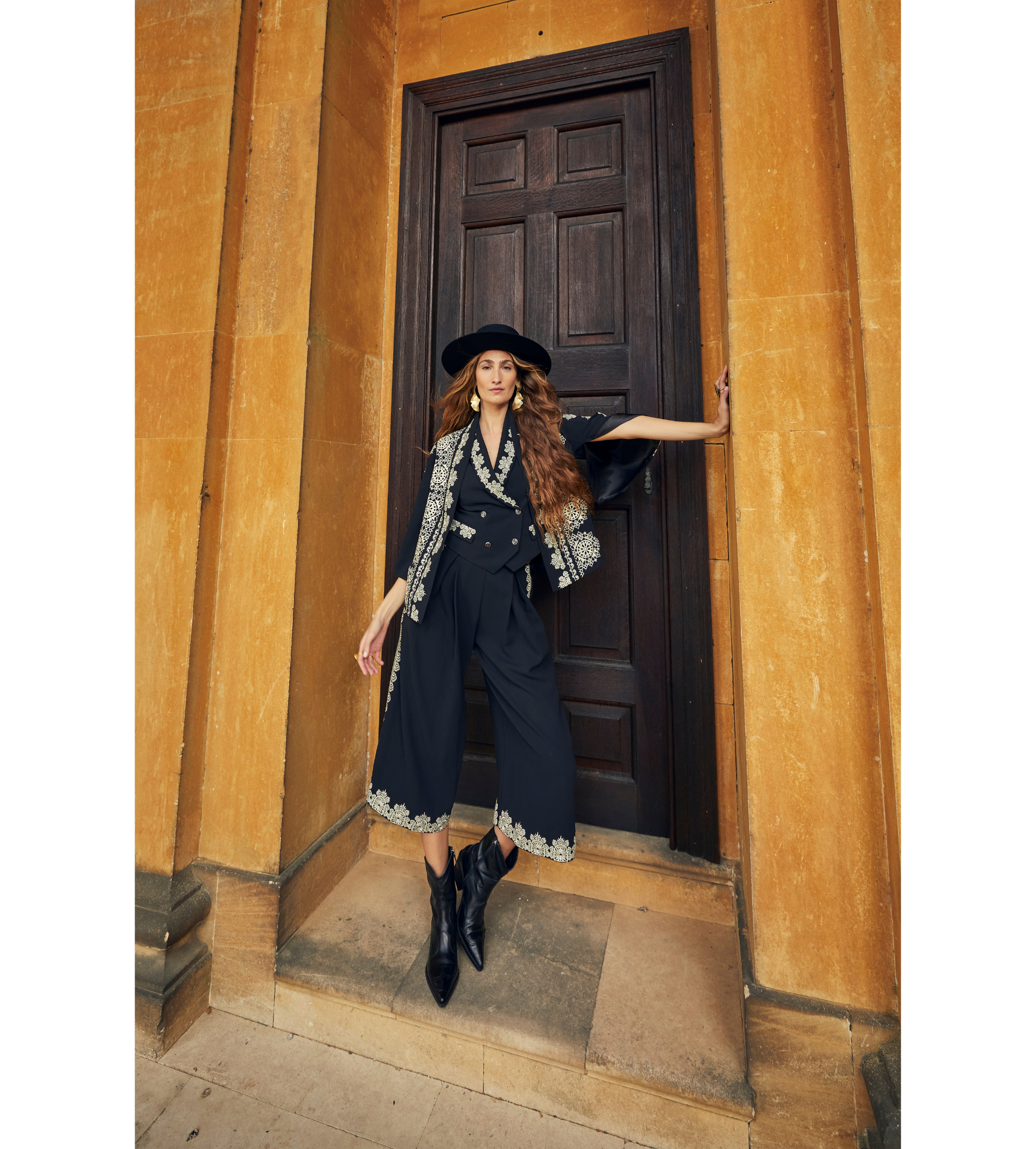 Temperley London (INT)